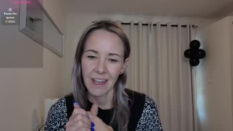 Stacy 2pm to 6pm mon-fri 3 CAT online show from April 21, 2026, 2:01 pm