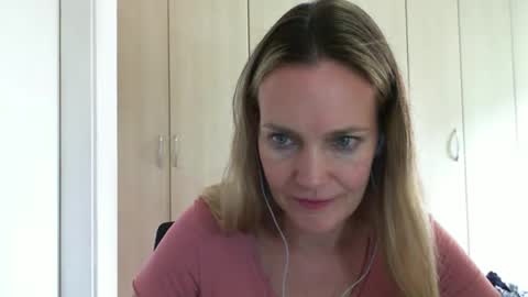 Anny online show from February 13, 2025, 10:55 am