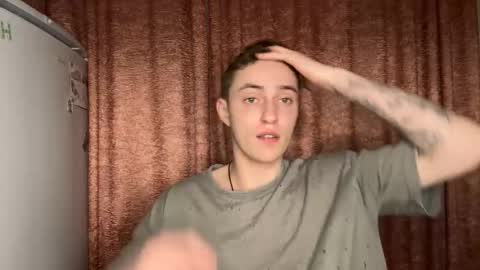 Snapshot of crazybottom99 chatting on December 24, 2024, 9:22 pm Alex online show from December 24, 2024, 9:22 pm