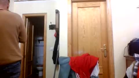 Snapshot of crazyboy44412345 chatting on September 27, 2025, 5:23 am crazyboy44412345 online show from September 27, 2025, 5:23 am