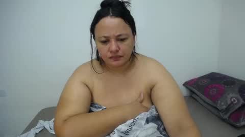 diosalinda online show from September 14, 2025, 8:57 am