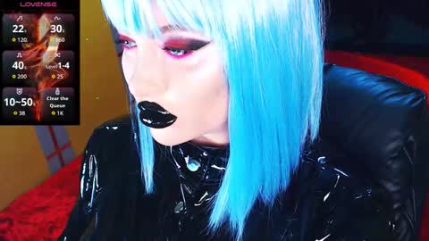 Roxy online show from March 11, 2026, 2:56 pm