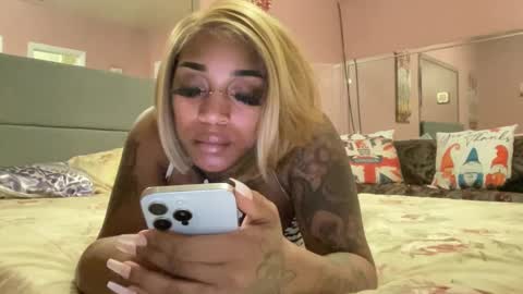 PHANTOMTARGARYENXXX online show from January 28, 2025, 10:12 pm