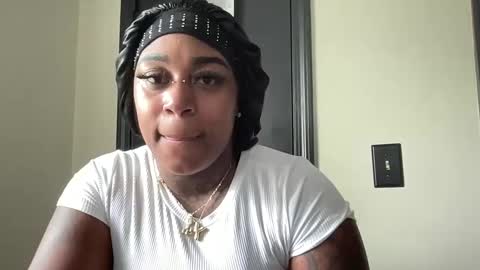 PHANTOMTARGARYENXXX online show from September 23, 2025, 5:27 pm