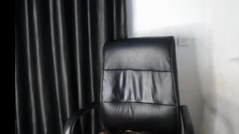 Lady jasmine online show from September 9, 2025, 6:51 pm