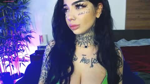 Sophie online show from April 12, 2026, 5:45 am