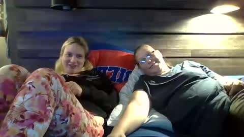 Snapshot of creamymadona chatting on September 25, 2025, 8:34 pm Heather online show from September 25, 2025, 8:34 pm