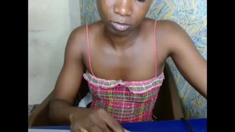 creamyxsugar online show from September 22, 2025, 6:59 am