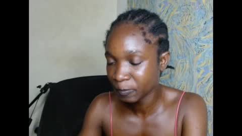 creamyxsugar online show from September 22, 2025, 7:05 pm