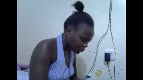 Snapshot of creamyypussyy chatting on March 4, 2026, 8:59 pm creamyypussyy online show from March 4, 2026, 8:59 pm