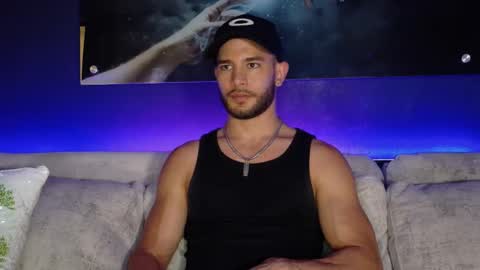 CRHISTIAN online show from September 8, 2025, 10:31 pm