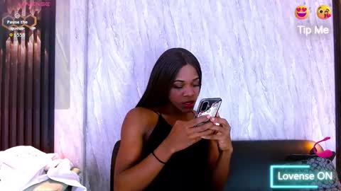 CriisBrown  online show from January 14, 2026, 10:21 am