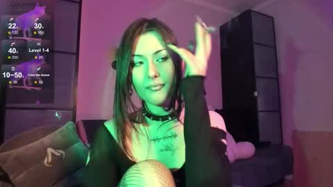 Raven online show from November 25, 2025, 5:57 pm