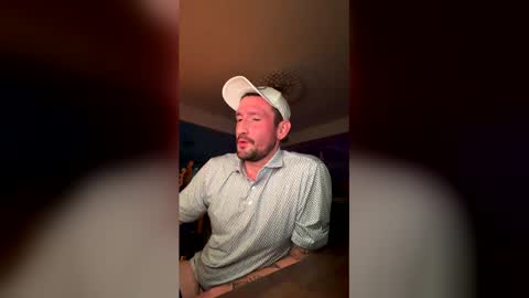 crimsonxclover online show from April 13, 2026, 11:54 pm