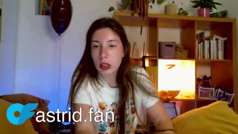 Astrid online show from September 11, 2025, 6:30 pm