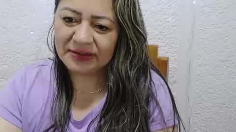 Snapshot of cris_spicy chatting on July 1, 2026, 12:18 pm cris online show from July 1, 2026, 12:18 pm