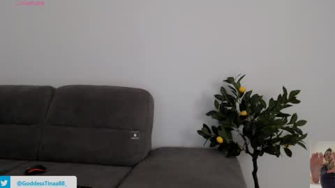 cris_tinne online show from March 26, 2026, 6:52 am