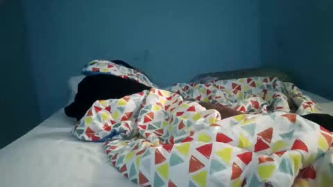 crishot1125 online show from February 3, 2026, 12:21 pm