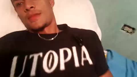 crishot1125 online show from February 10, 2026, 4:27 am