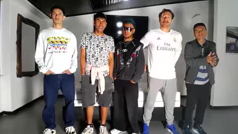 crismens online show from October 2, 2025, 11:39 am