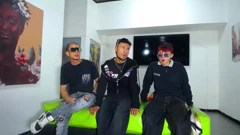 crismens online show from October 24, 2025, 12:45 pm