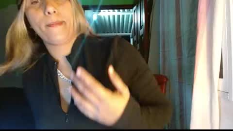 Snapshot of crisshantall chatting on July 29, 2026, 3:15 am crisshantall online show from July 29, 2026, 3:15 am
