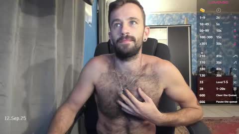 Snapshot of crissstud chatting on September 11, 2025, 10:10 pm Criss online show from September 11, 2025, 10:10 pm