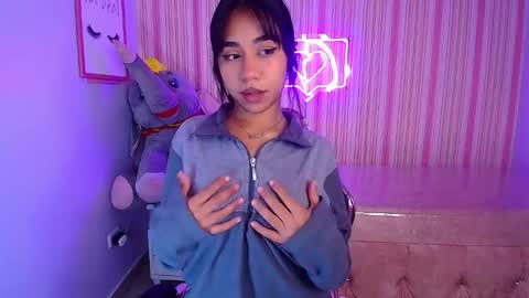 Snapshot of cristal1_ch chatting on October 7, 2025, 10:56 am cristal1_ch online show from October 7, 2025, 10:56 am