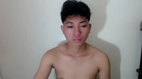 Snapshot of cristal1xox chatting on October 17, 2025, 8:11 pm cristal1xox online show from October 17, 2025, 8:11 pm