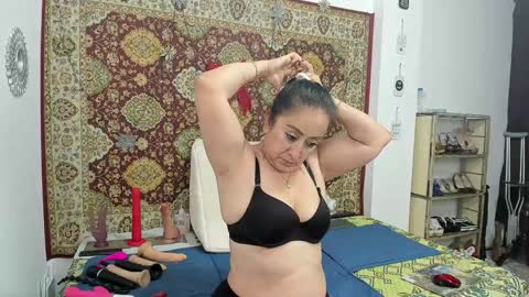 Cristal online show from January 4, 2025, 7:23 pm