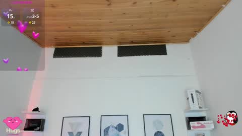 Cristal online show from March 3, 2025, 4:03 am