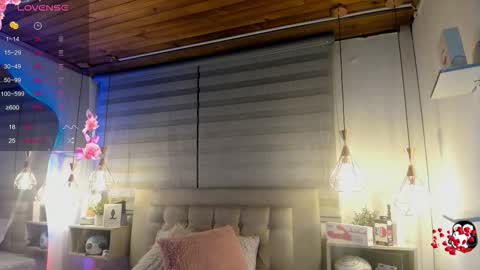 Cristal online show from September 28, 2025, 4:07 am