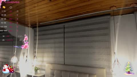 Cristal online show from December 1, 2025, 4:06 am