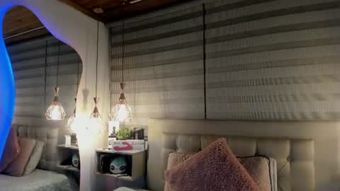 Snapshot of cristal__hot_1 chatting on July 10, 2026, 5:01 am Cristal online show from July 10, 2026, 5:01 am