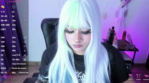 Cris online show from February 26, 2025, 7:16 pm