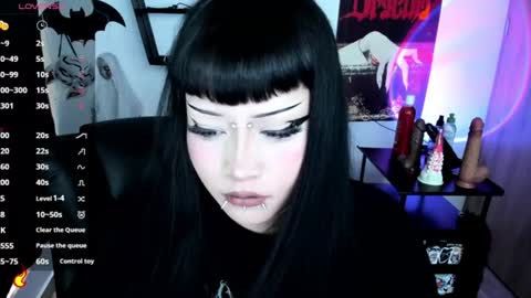 Cris online show from June 27, 2026, 2:23 pm
