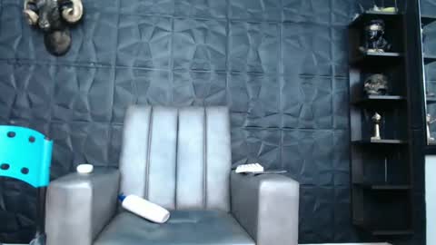 Hanna  online show from February 24, 2025, 8:27 am