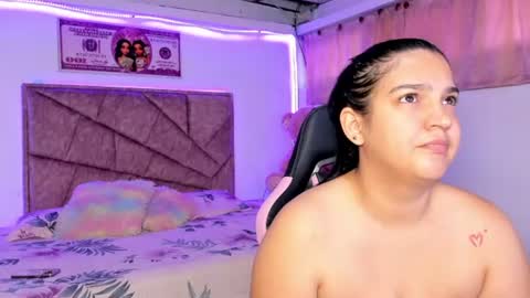 cristal_smith20 online show from July 15, 2026, 12:10 pm