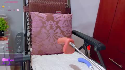 STEFANYIG cristalsubin online show from October 6, 2025, 12:02 pm