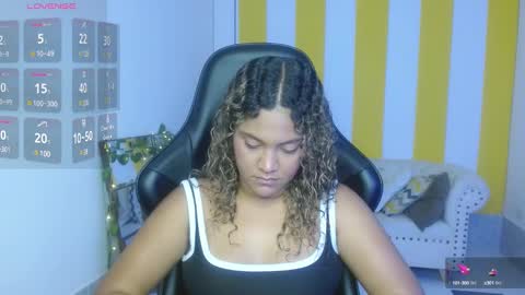 Cristal online show from February 10, 2025, 11:23 pm