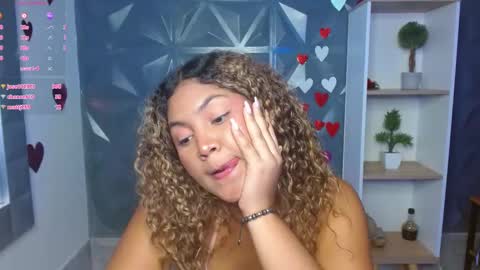 Cristal online show from February 23, 2025, 1:46 am