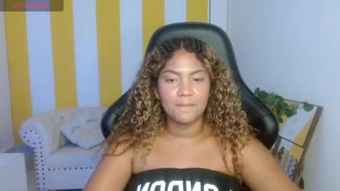 Cristal online show from February 25, 2025, 3:42 am