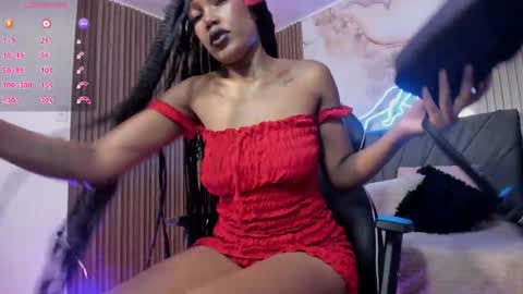Snapshot of cristalbroke_tay chatting on May 30, 2026, 7:11 pm Crystalbroke online show from May 30, 2026, 7:11 pm