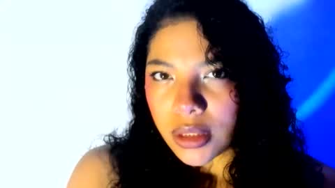 cristal online show from March 3, 2026, 2:39 am