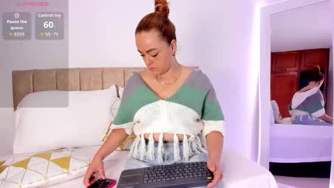 cristal walker online show from December 16, 2025, 10:20 am