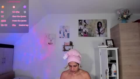 veronika online show from January 7, 2026, 1:24 pm