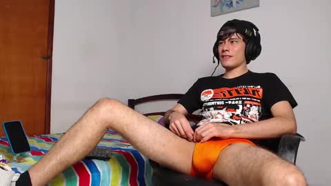 Cristian  online show from December 16, 2024, 1:31 am