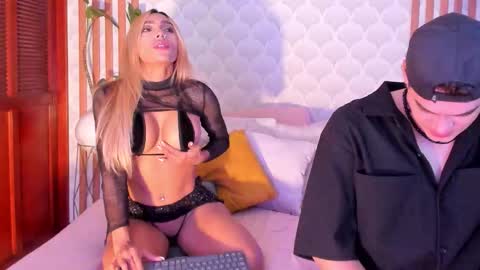 Snapshot of cristianblaze_pamelareal chatting on October 15, 2025, 6:35 am Cris  Pame online show from October 15, 2025, 6:35 am