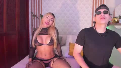 Snapshot of cristianblaze_pamelareal chatting on October 17, 2025, 8:39 am Cris  Pame online show from October 17, 2025, 8:39 am