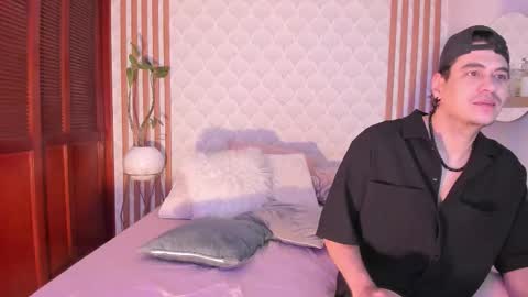 Snapshot of cristianblaze_pamelareal chatting on October 26, 2025, 9:37 am Cris  Pame online show from October 26, 2025, 9:37 am